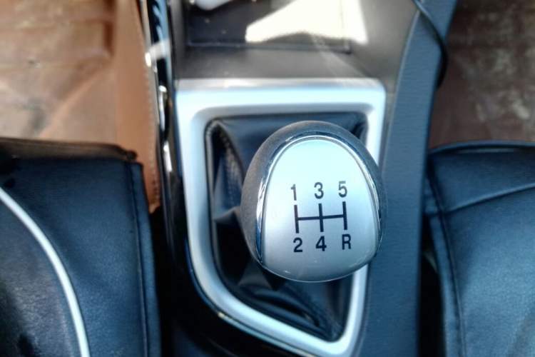 Used Changan Alsvin V7 2015 1.6L Manual LeShang Edition China V Standard