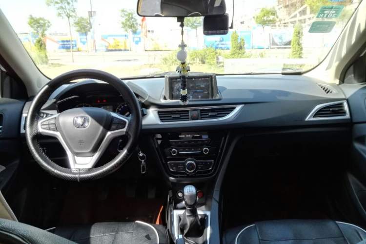 Used Changan Alsvin V7 2015 1.6L Manual LeShang Edition China V Standard