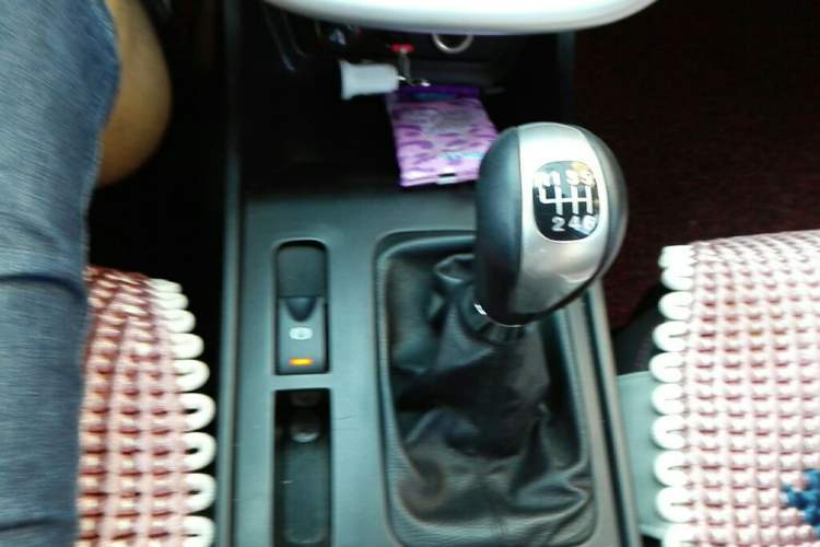 Used Bestune X80 2013 2.0L manual luxury version