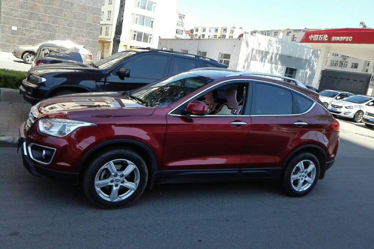 Used Bestune X80 2013 2.0L manual luxury version