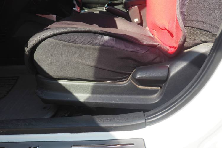 Used Kia K2 2012 Sedan 1.4L MT GL Commemorative Edition
