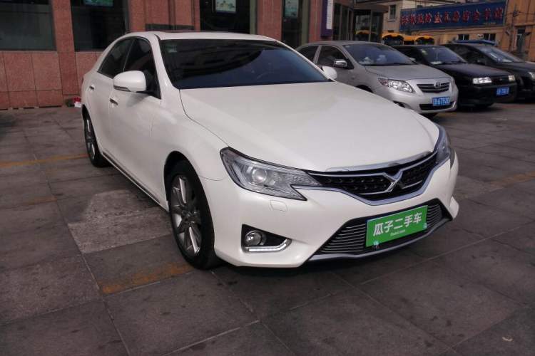 Used Toyota Reiz 2013 2.5V Shangrui Edition Front Right 45 Deg