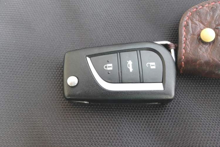 Used Toyota Reiz 2013 2.5V Shangrui Edition Vehicle Key
