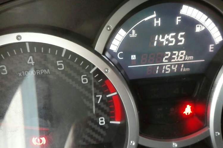 Used Suzuki Jimny 2015 1.3 MT JLX Navigation Edition
