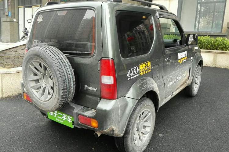 Used Suzuki Jimny 2015 1.3 MT JLX Navigation Edition
