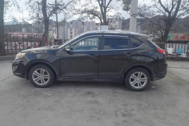 Used GAC Trumpchi GS5 2012 2.0L Manual Two-Wheel Drive Comfort Edition