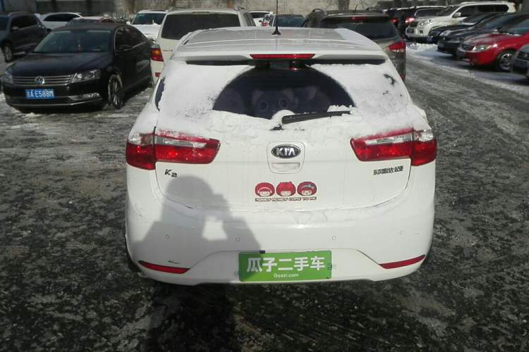 Used Kia K2 2015 Hatchback 1.4L AT GLS Cool Edition
