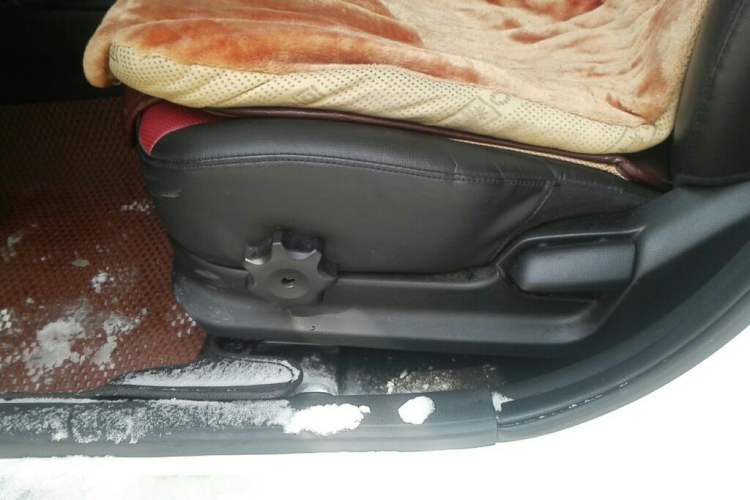 Used Kia K2 2015 Hatchback 1.4L AT GLS Cool Edition
