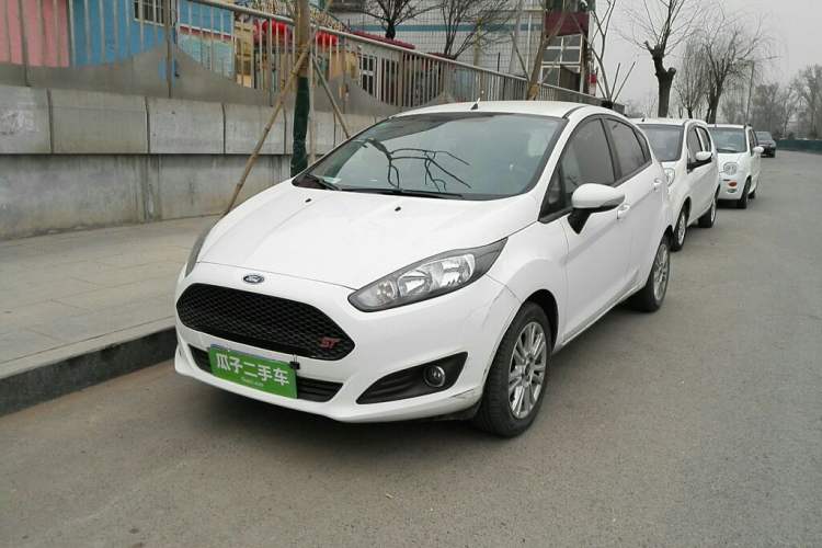Used Ford Fiesta 2013 Hatchback 1.5L Automatic Fashion Edition