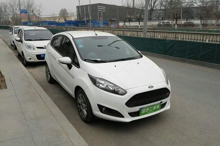 Used Ford Fiesta 2013 Hatchback 1.5L Automatic Fashion Edition