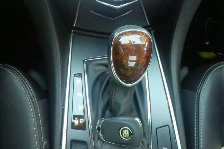 Used Cadillac SRX 2015 3.0L Elite Model