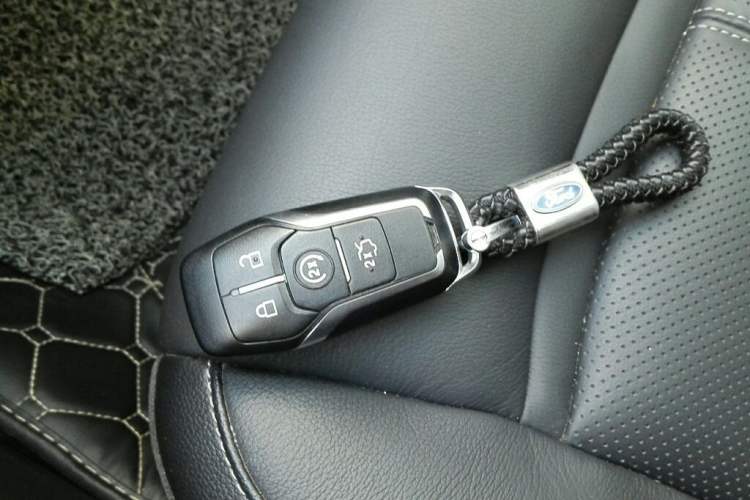 Used Ford Taurus 2016 EcoBoost 180 Luxury Model
