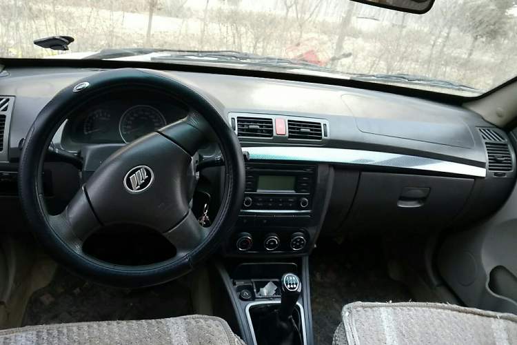 Used Lifan Auto 520 2011 520 Navigation Edition 1.3L Comfort Version