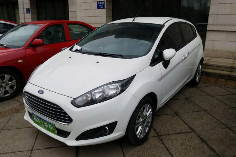 Used Ford Fiesta 2013 Hatchback 1.5L Automatic Fashion Edition