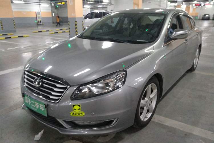 Used Bestune B70 2014 2.0L manual luxury version