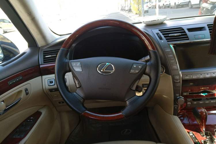 Used Lexus LS 2006 460L Prestige Edition
