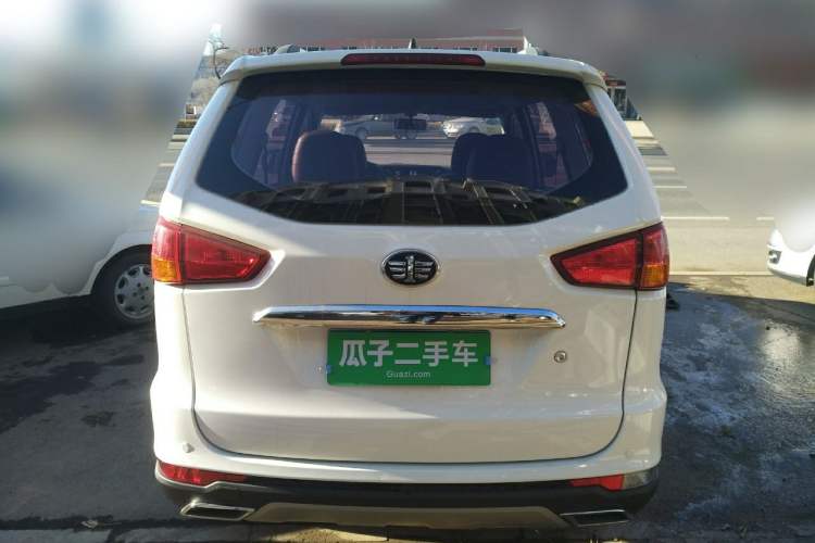 Used FAW Senya S80 2015 1.5L Manual 5-Seater Luxury Edition
