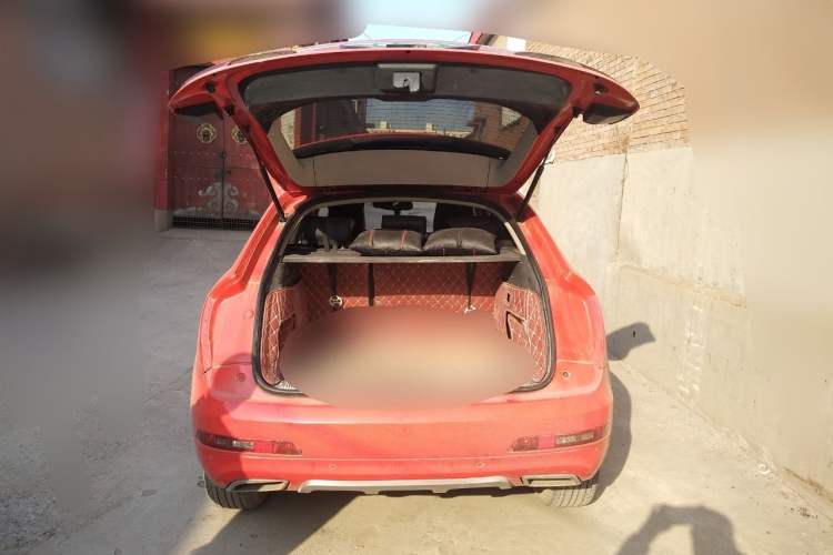 Used Zotye SR7 2016 1.5T Manual Cube Road Edition China V Standard
