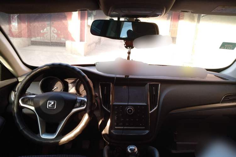 Used Zotye SR7 2016 1.5T Manual Cube Road Edition China V Standard
