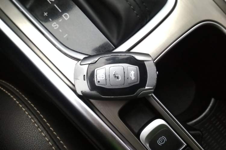 Used BYD Song 2017 Gaishi Upgrade Edition 1.5TID Automatic Luxury Model
