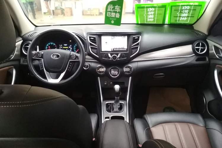 Used BYD Song 2017 Gaishi Upgrade Edition 1.5TID Automatic Luxury Model
