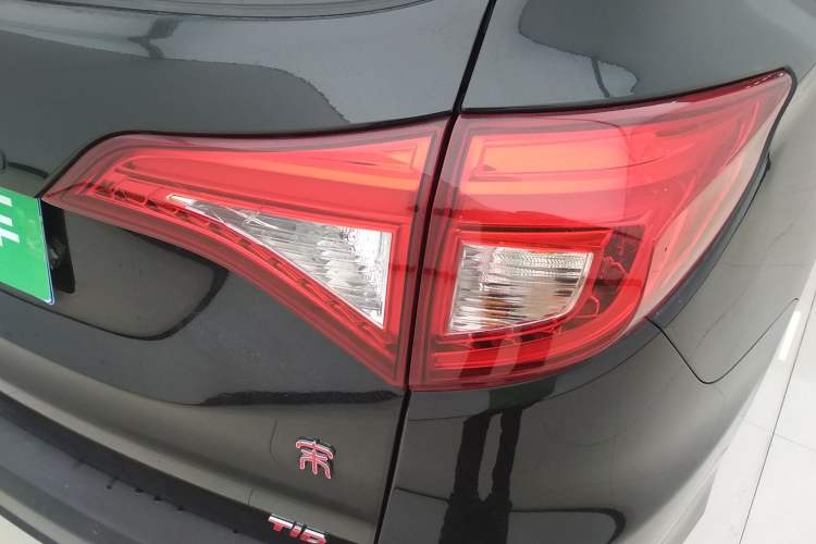 Used BYD Song 2017 Gaishi Upgrade Edition 1.5TID Automatic Luxury Model
