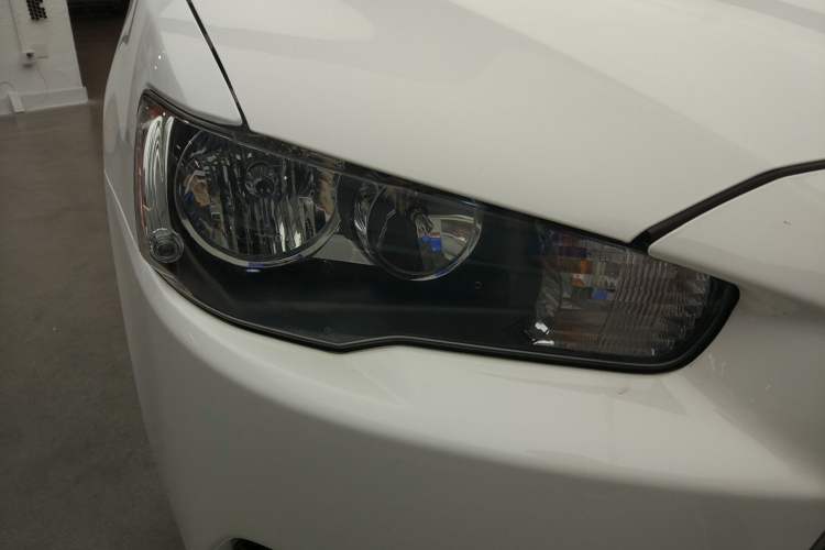 Used Mitsubishi Lancer EX 2013 Fashion Edition 1.8L CVT Comfort Version
