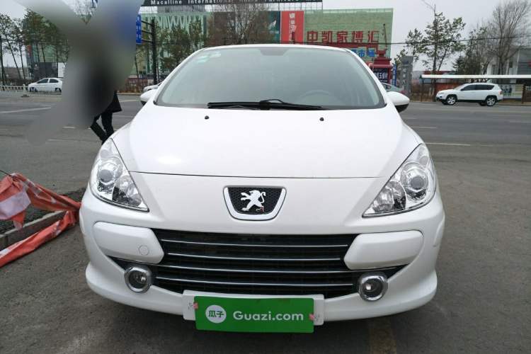 Used Peugeot 307 2013 Hatchback 1.6L Manual Comfort Edition
