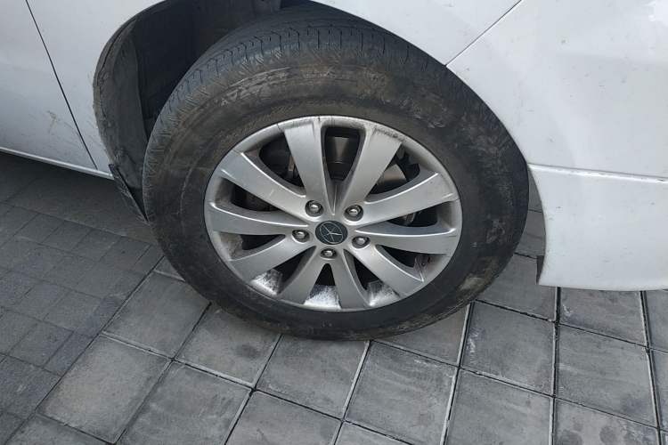 Used JAC Refine M5 2016 2.0T Gasoline Manual Business Edition
