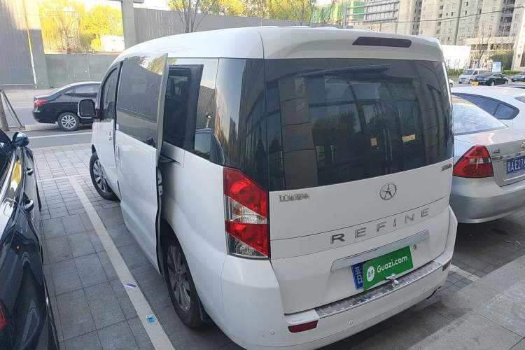 Used JAC Refine M5 2016 2.0T Gasoline Manual Business Edition
