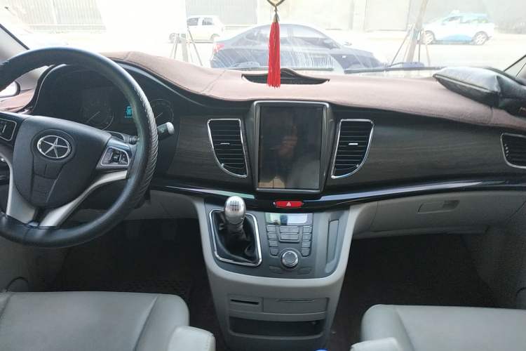 Used JAC Refine M5 2016 2.0T Gasoline Manual Business Edition
