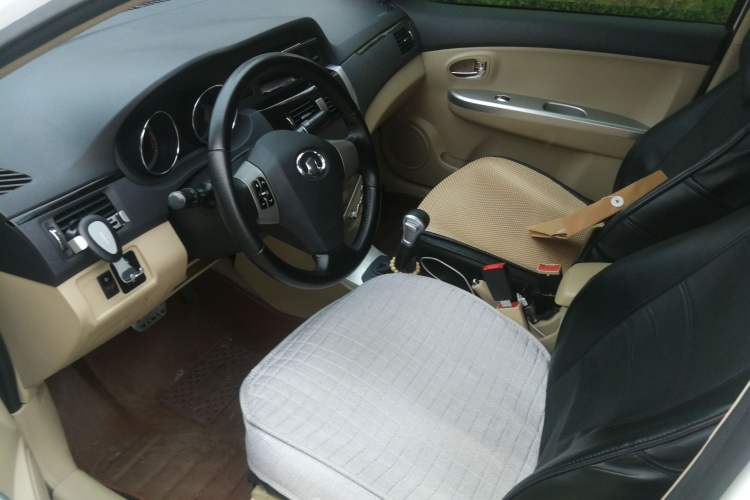 Used Great Wall C30 New Energy 2017 EV Luxury Model Driver Seat