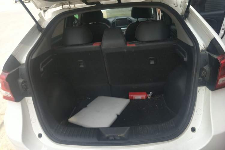 Used Luxgen U5 SUV 2017 1.6L Manual Knight Edition