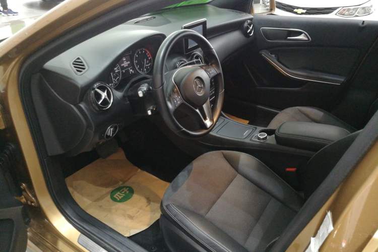 Used Mercedes-Benz A-Class 2013 A 180 Fashion Model
