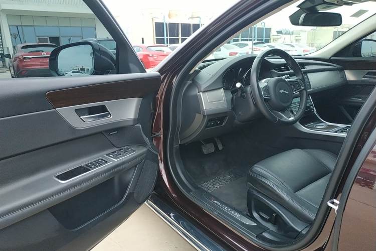 Used Jaguar XFL 2018 XFL 2.0T 200PS Elite Edition