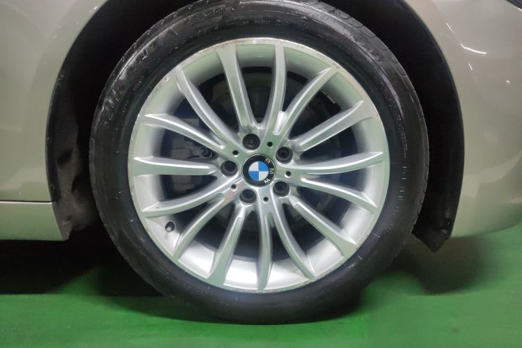 Used BMW 5 Series 2014 525Li Luxury Design Package