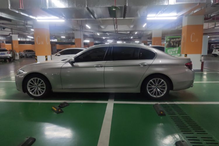 Used BMW 5 Series 2014 525Li Luxury Design Package