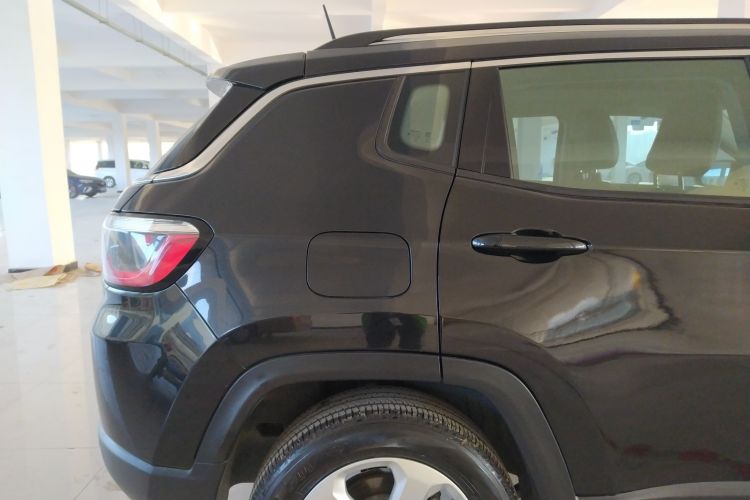 Used Jeep Compass 2017 200T Automatic Enjoyment Version