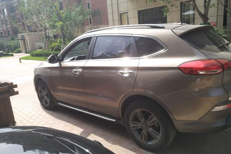 Used Leopaard CS10 2017 2.0T Automatic Urban Version
