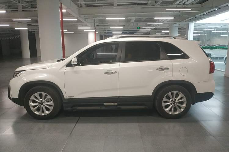 Used Kia Sorento 2013 2.4L 5-Seater Gasoline Luxury Version China IV Standard