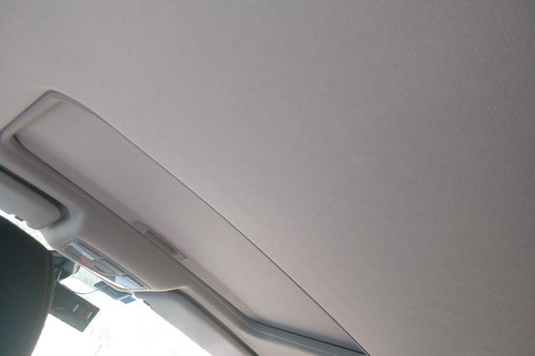 Used BAIC New Energy EX 2016 EX200 Cool Edition Headliner