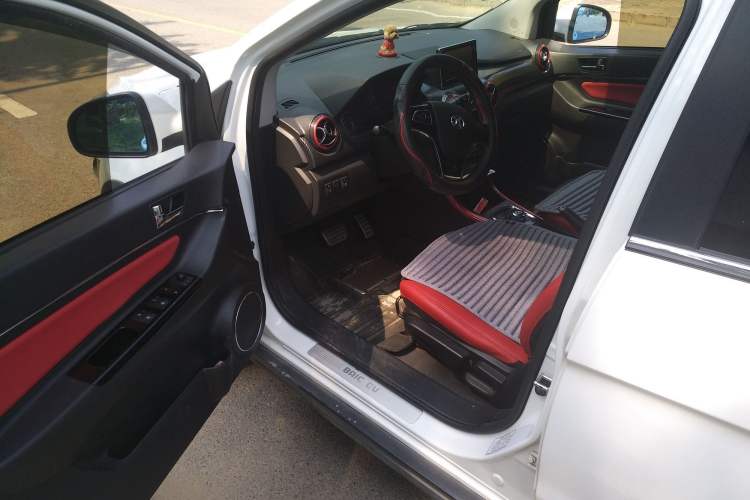 Used BAIC New Energy EX 2016 EX200 Cool Edition Driver Seat