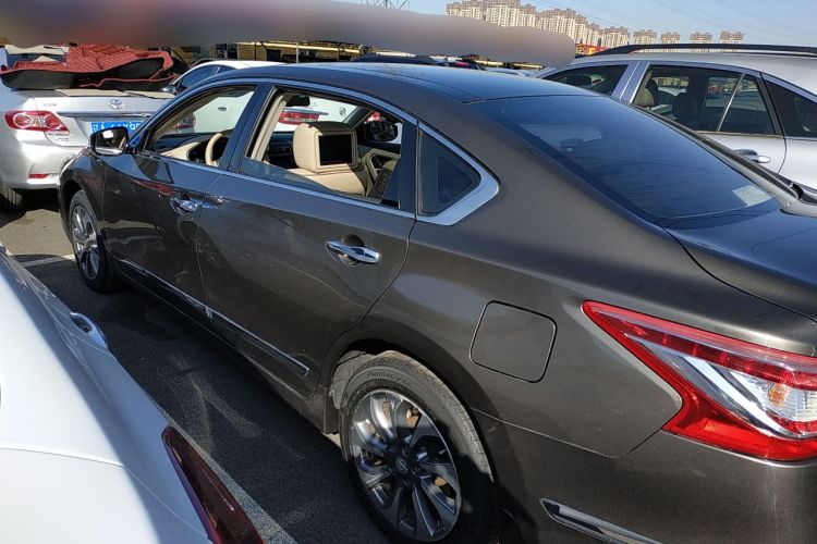 Used Nissan Teana 2014 Duke 2.5L XV-VIP Luxury Edition