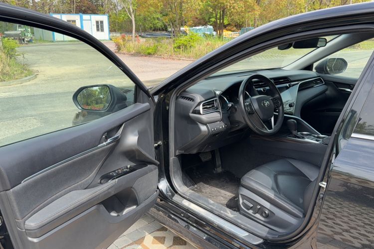 Used Toyota Camry 2019 2.5G Luxury Edition China VI Standard Interior 1