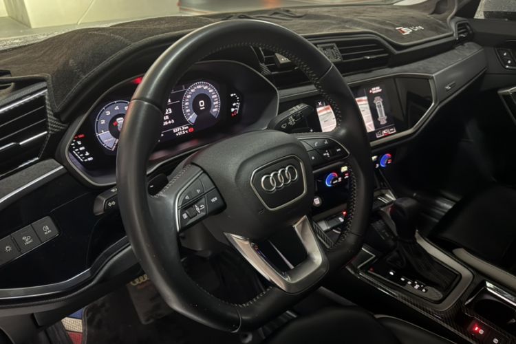 Used Audi Q3 2019 35 TFSI Fashion Dynamic Model
