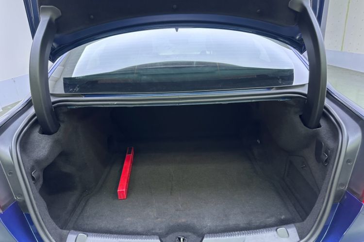 Used Jaguar XEL 2021 2.0T 200PS R-DYNAMIC Youth Sports Edition Interior 4