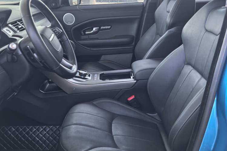 Used Land Rover Range Evoque 2018 240 PS Dream Lotus Lake Blue Limited Edition Interior 1