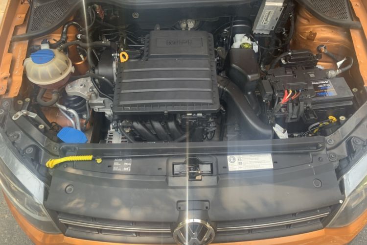 Used Volkswagen Polo 2014 1.6L Cross Polo Automatic
