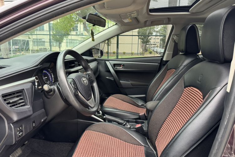 Used Toyota Levin 2016 Dual-Engine 1.8H GS E-CVT Elite Model with Sunroof