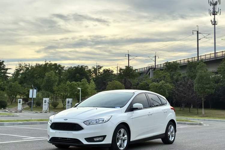 Used Ford Focus 2017 Hatchback 1.6L Automatic Comfort Plus SmartDrive Edition